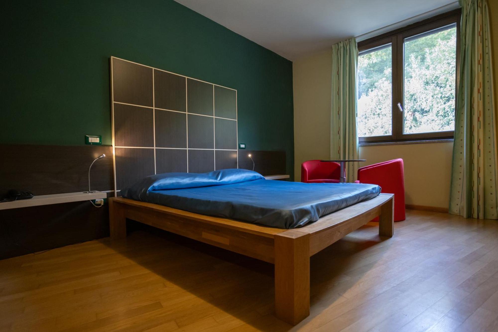 Sotto Il Cielo Hotel ピニョーラ エクステリア 写真